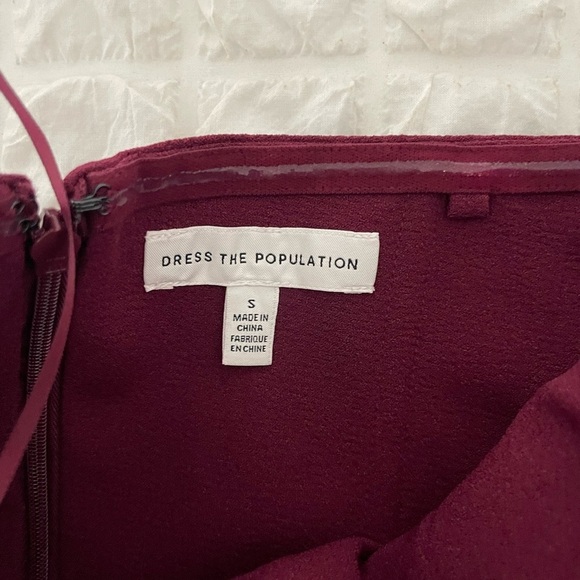 Dress the Poplulation burgundy Kai ruffle open slit maxi dress - Picture 8 of 12